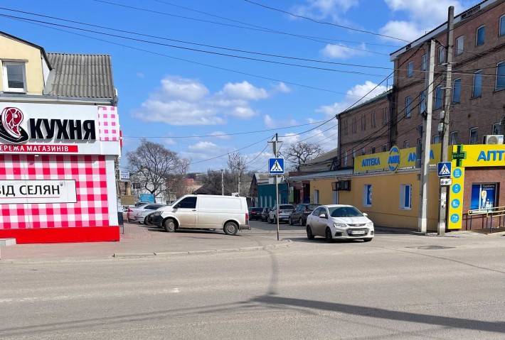 Оренда торгового приміщення 72 м2 (р-н Шкільний) - фото 1