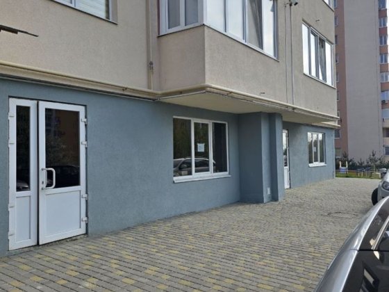 Оренда комерційного приміщення вул.Джона Ленона Львів