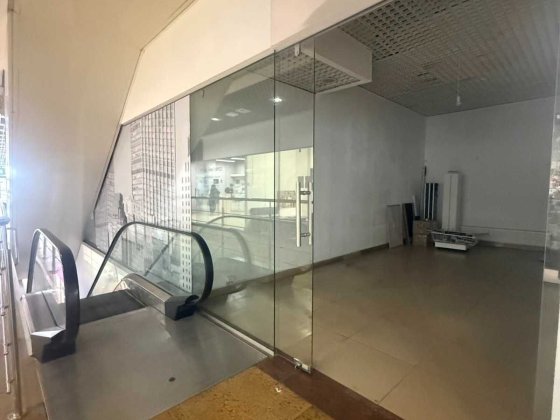 Власник! Без %! Здам торгову площу 22м2 в ТРЦ, вул.Сверстюка, метро Лівобережна