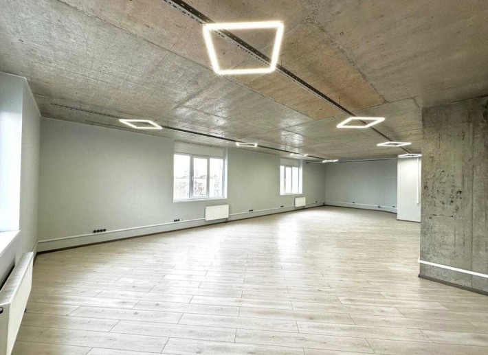 Оренда Офісу 1400 м² | Без Комісії | Паркінг | Окремий Поверх - фото 1