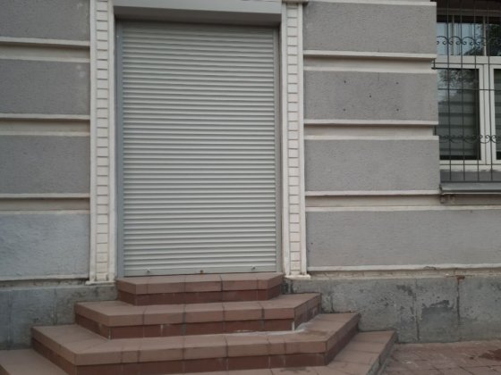 Пропонується в оренду фасадне приміщення, метро Арсенальна