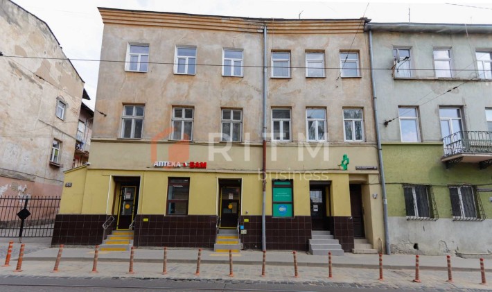 Приміщення 108 м2 з фасадним входом за вул. Б. Хмельницького - фото 1