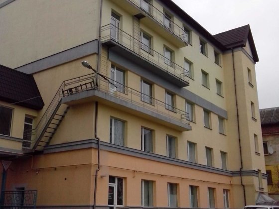 Власник здає в оренду приміщення 50 кв.м в офісному центрі Львів