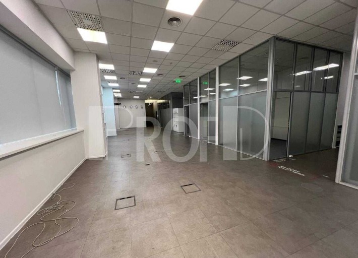 БЕЗ% аренда современного офиса в центре (1240 м2) - фото 1