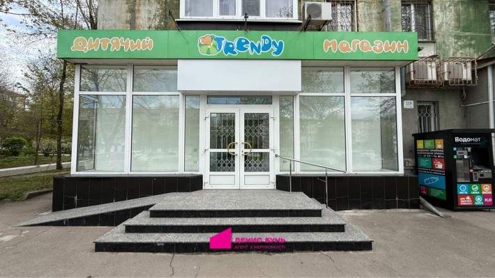 Здам приміщення на червоній лінії пр. Олександра Поля | 81 м² | 1 поверх - фото 1