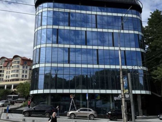 Офіс з ремонтом 350 кв.м. Центр, метро Олімпійська Київ