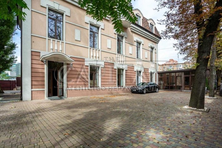 Терміново!!! Оренда Офіс, Шевченківський район, вул. Жилянська,400 м2 - фото 1