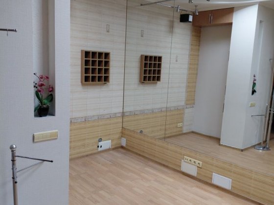 Сдаю Офис.на Мариупольской. 28кв. 8000т. Николаев