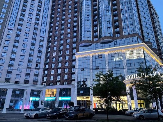 Оренда комерційного приміщення (40 м2) ЖК "Podil Plaza  Residence"