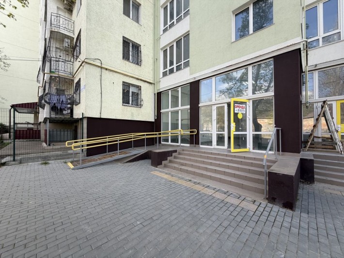Аренда магазин/салон/офис  68м2 ул Марка Кропивницкого - фото 1