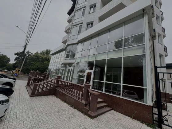 Центр города Шевченко/Соборная фасадное помещение 240м 170000грн Николаев