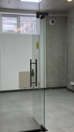 Оренда офісного приміщення на Вул. Володимира Великого ЖК Америка 20м2 (Без комісії) - фото 1