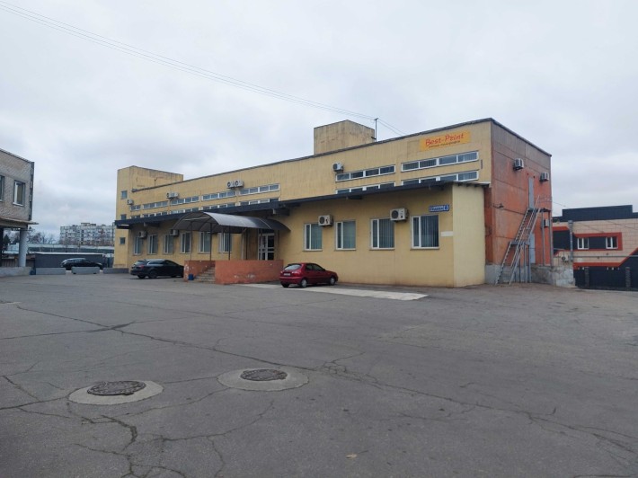 Оренда приміщень в центрі міста - фото 1