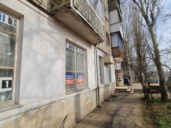Аренда помещения 95 кв.м. ул. Космонавтов. Фасад. Без комісії. Николаев