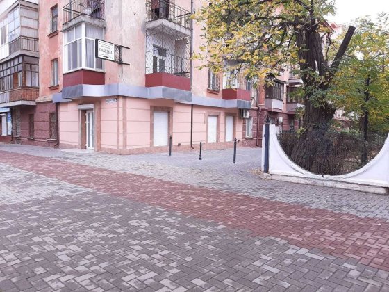 Довгострокова оренда приміщення 76м2 біля парку "Казка" (вул.Захисників Миколаєва 38/1). ВЛАСНИК Николаев