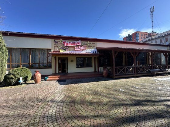 Оренда комерції 900 м². Під ресторан, клініку або IT-хаб. Пасічна. Львов