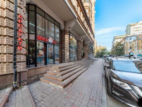 Оренда Фасад Центр 336 м2 Павлівська Шевченківський р-н З ремонтом