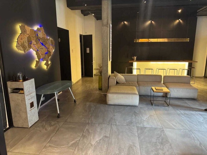 БЕЗ% оренда офісу з окремим входом ЖК Park Avenue (270 м2) - фото 1