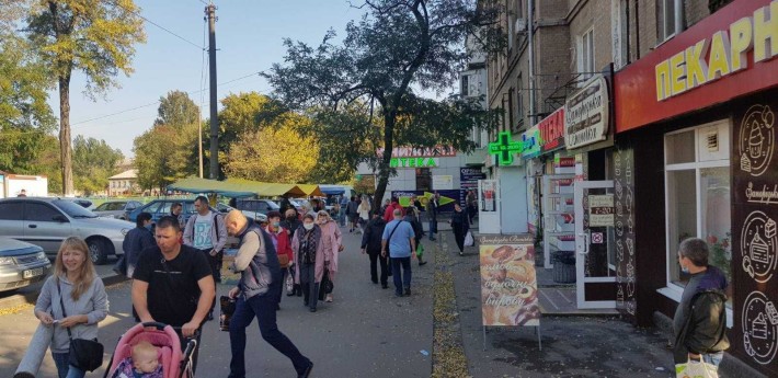 Оренда приміщення в дуже активній локаціі - фото 1
