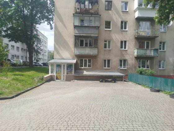 Продаж комерційного приміщення))) Львів