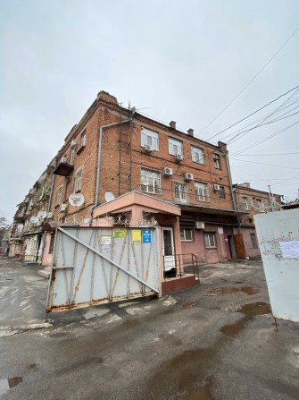 Оренда складського приміщення м. Дніпро, вул. Василя Чапленка, 4 - 34,2 м2 - фото 1