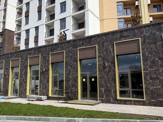 Аренда фасадного помещенияна Краснова, высокие потолки ‼️ Одеса