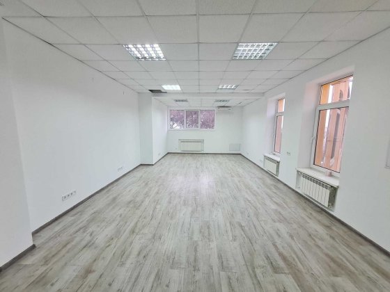 Офіс 98 м.кв. Нижній Вал 15 Подільський метро Контрактова площа Без% Київ