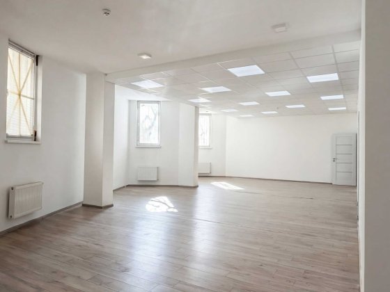 Оренда приміщення 230 м² з вільним плануванням — вул. Лупиноса, 22 (Без комісії) Львів