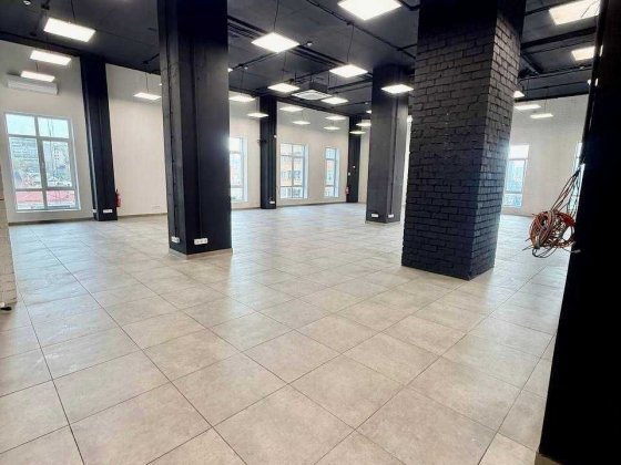 Аренда офиса 340 м²  ЖК «Loft White»  ул. Ломаная 18  Вид на Успенский сквер Дніпро