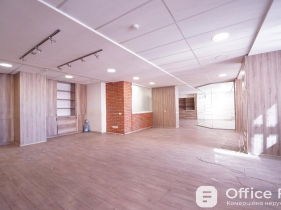 Оренда  офісного приміщення 500м2 вул. Ділова, 2-б. Центр, Київ