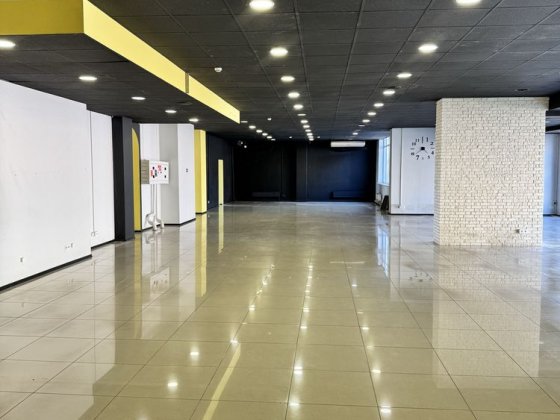 Оренда офісу/приміщення 575 кв.м. по вул. Гагаріна, 3 Запорожье