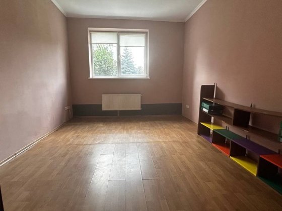 Оренда комерційного приміщення  на вул. Роксоляни Львів