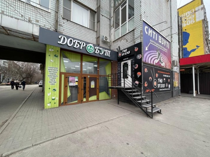Оренда флагманського приміщення 353 м² на площі Пушкіна (пр. Соборний) - фото 1