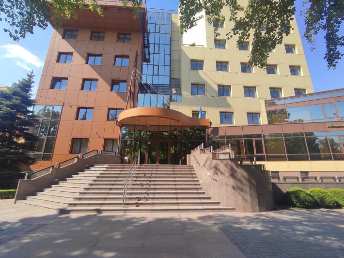 Бізнес-локація преміумкласу: Офіс 162,7 м² на пр. Соборному, 63 - фото 1