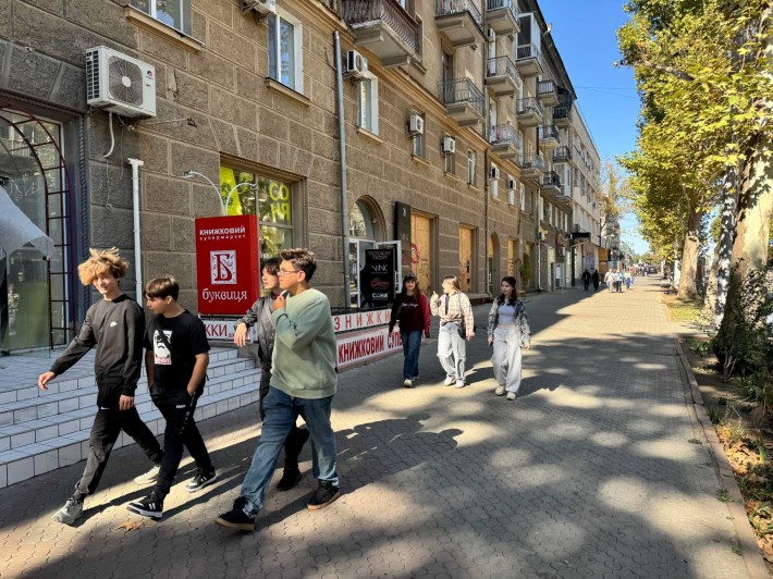 Центр Соборна магазин 355 кв.м. ремонт прохідняк ТОП місце - фото 1