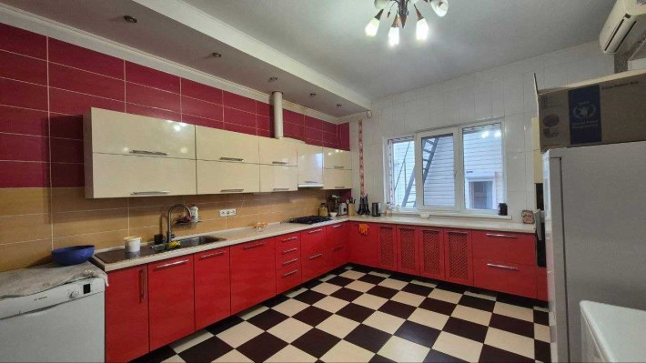 *ПРОДАЖ Комерційне приміщення вільного призначення 500 кв.м - фото 1