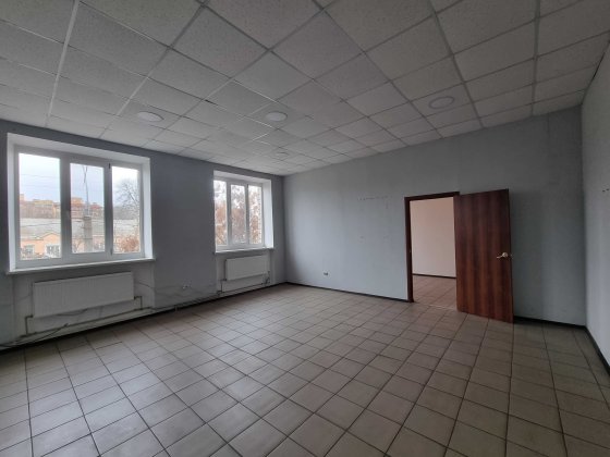 Офіс 70 метрів  р-н Автовокзалу Є ОПАЛЕННЯ  Без комісійних Николаев