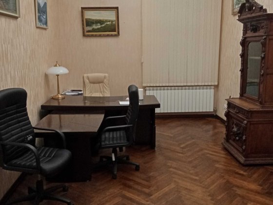Здаеться оффісне примшщення Николаев