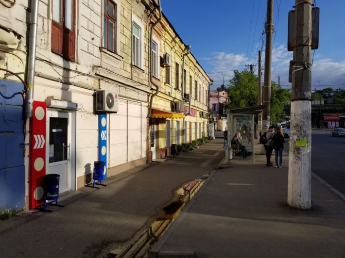 Черноморського козацтва, 4. Магазин, аптека і т.д. - фото 1
