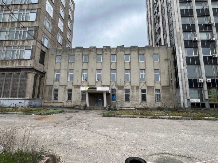 Оренда приміщення 1488 м2/ вул. Георгия Тарасенко 126/ червона лінія/м. Заводська - фото 1