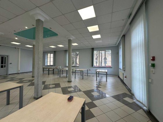 Оренда офісу на вул. Самчука (Стрийський парк). 120кв.м. 1й поверх Львів