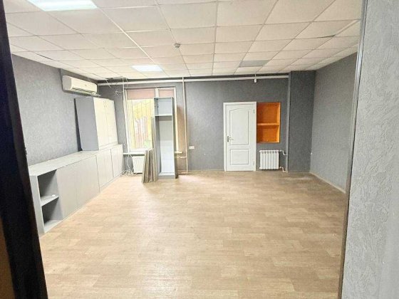 Здам приміщення біля метро Ботанічний сад