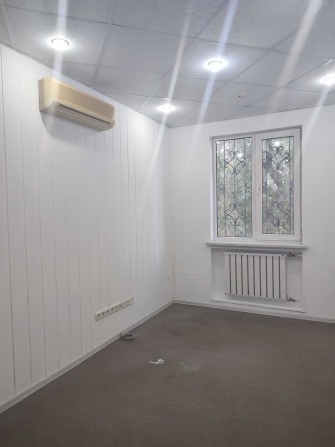 Оренда  приміщення/ 11 кв.м./ ТРЦ Олімп" м. 'Олексіївська' 700 метрів - фото 1