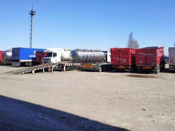 ОРЕНДА.Велика територія для будматеріалів, стоянки вантажівок.Промзона Николаев