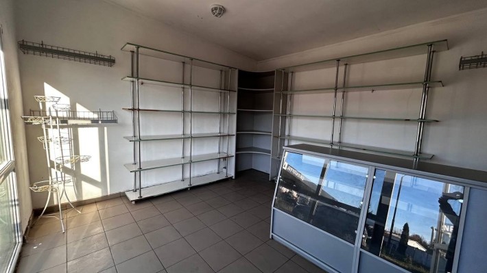 Оренда торгової площі 16 м2  на вул.  Луганська - фото 1