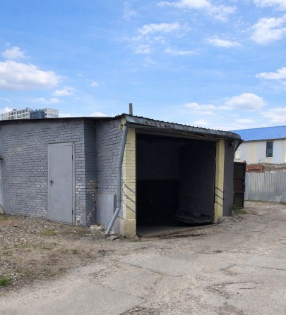 Оренда приміщення 342 м² вул. Тернопільська. Обладнане, власна ділянка - фото 1