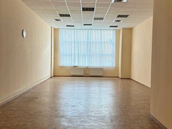 Оренда офіс 50-185 м.кв., склад 100 м.кв. біля метро Харьков