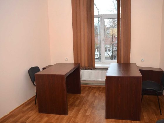 СРОЧНО! Сдам офис в центре м. Архитектора Бекетова 13,3 м2