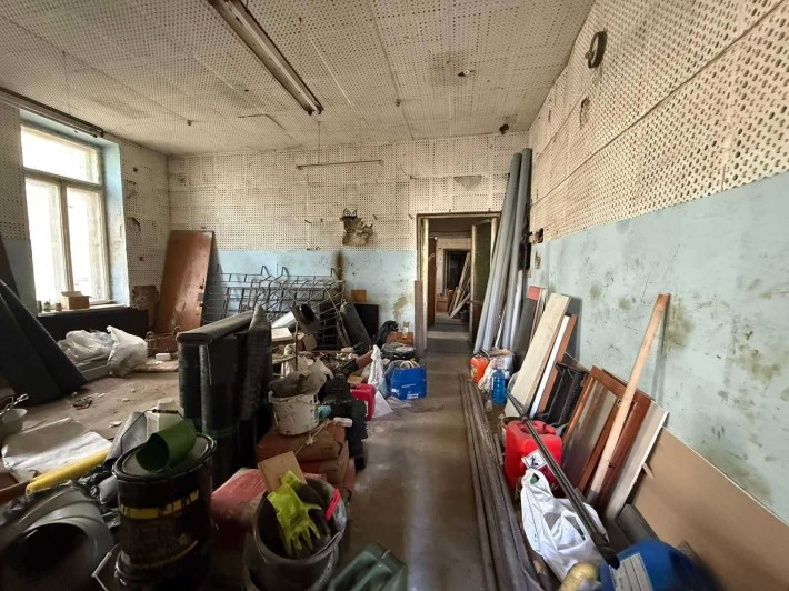 Оренда фасадне приміщення 130 м², Шевченківський р-н, вхід з двору, під виробництво склад або бізнес - фото 1