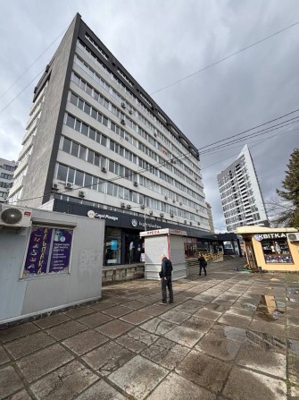 Оренда офісу, вул. Чорновола, 67 / БЕЗ КОМІСІЇ - фото 1